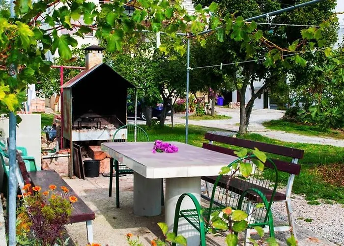 Апартаменты In With Sea View, Wifi, Washing Machine 4209-1 Селине